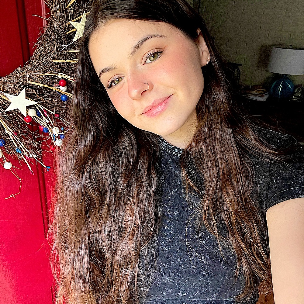 Meet your Posher, Amanda